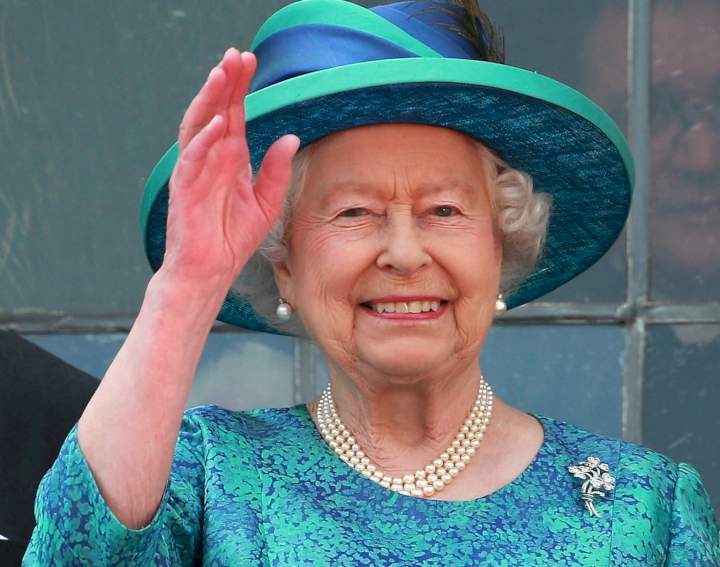 EPL Reacts To Death Of Queen Elizabeth II